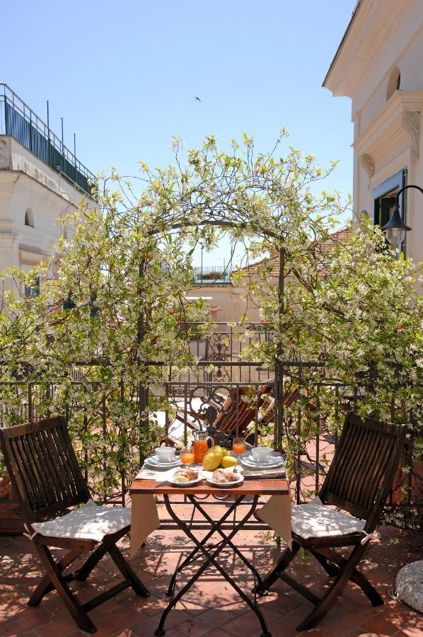 Amalfi Old Square Room & Apartments Exterior photo