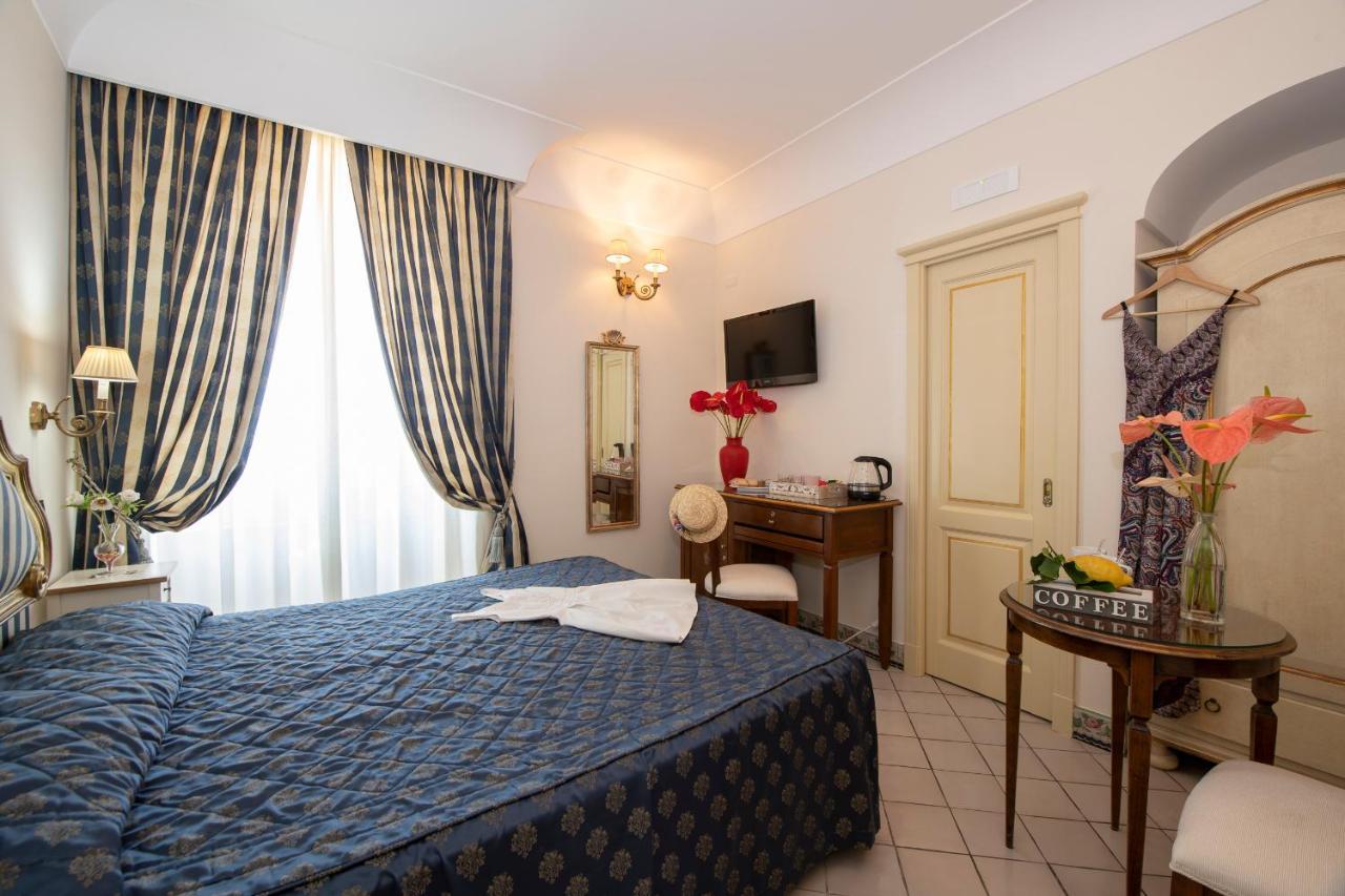 Amalfi Old Square Room & Apartments Exterior photo