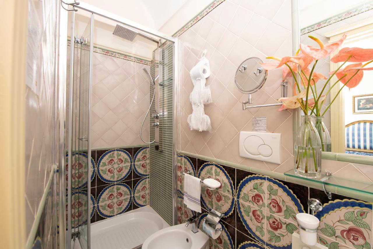 Amalfi Old Square Room & Apartments Exterior photo