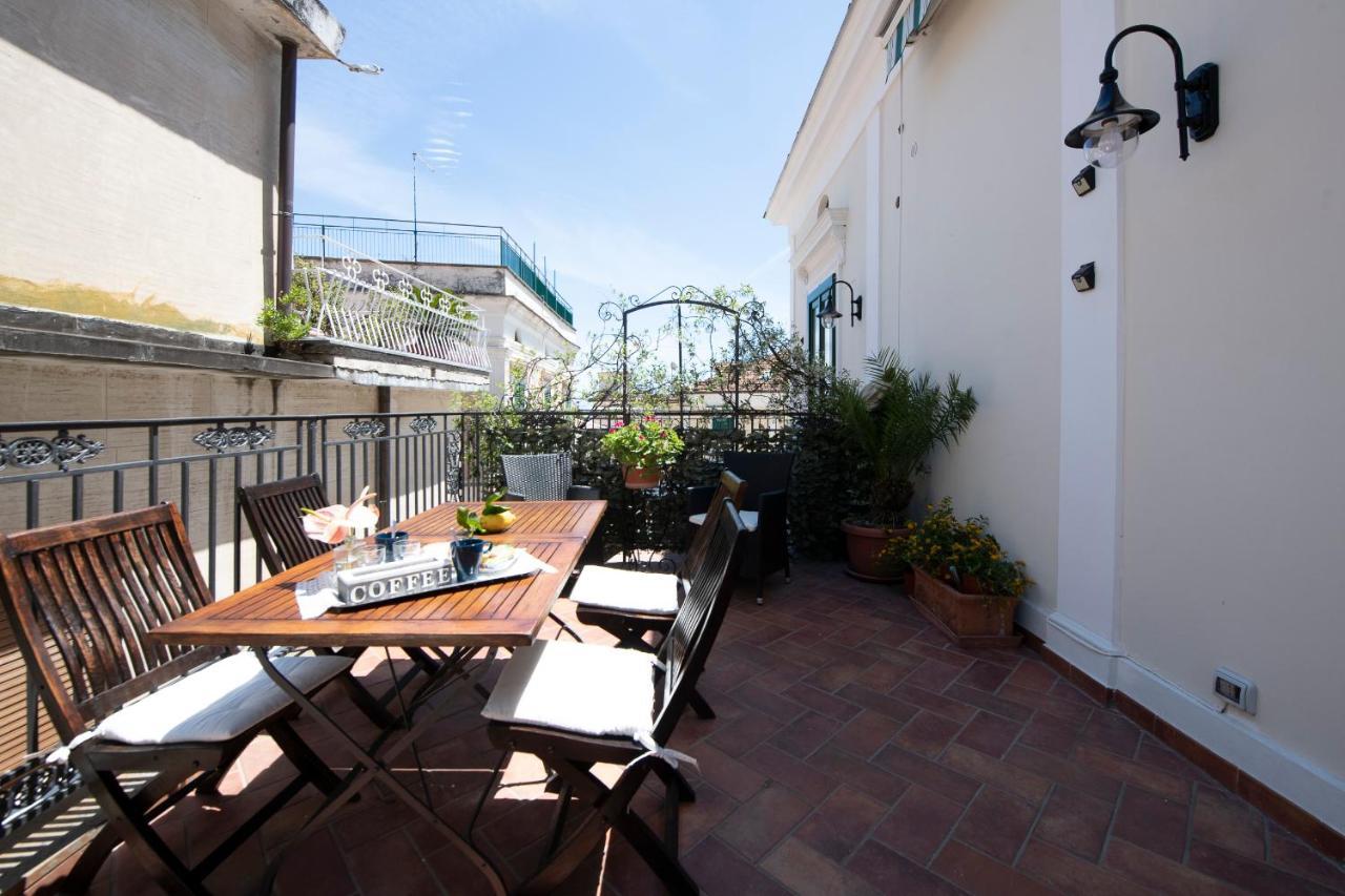 Amalfi Old Square Room & Apartments Exterior photo